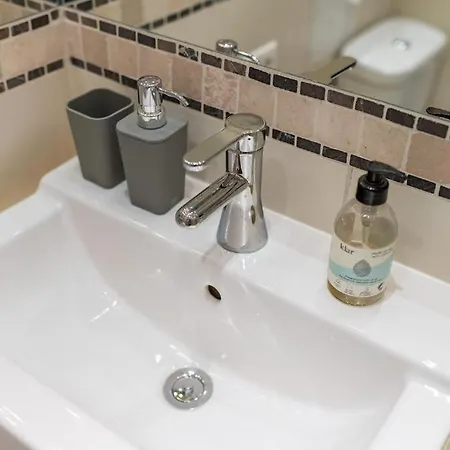 Plac Konstytucji 3 Prywatne Mieszkanie W Centrum Miasta 200m Od Metra Politechnika Samodzielne Zameldowanie! Self Check-in System *