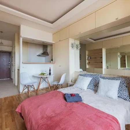 Plac Konstytucji 3: Private Center Near Metro Apartment Warsaw