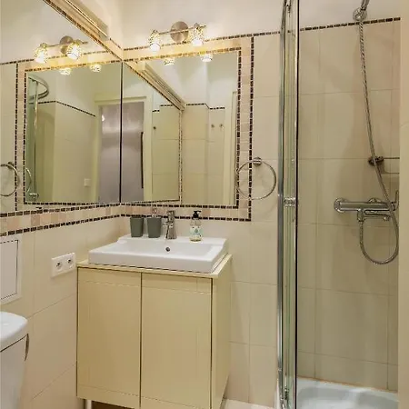 Plac Konstytucji 3 Prywatne Mieszkanie W Centrum Miasta 200m Od Metra Politechnika Samodzielne Zameldowanie! Self Check-in System * Warszawa